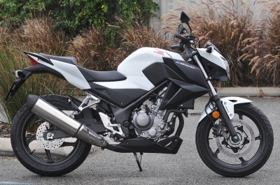 Honda CB300F Specfications And Features