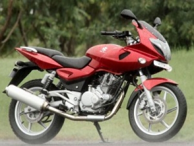 pulsar 220 tail panel price