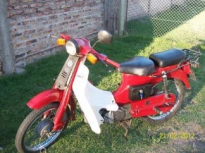 Bajaj M 80 Specfications And Features